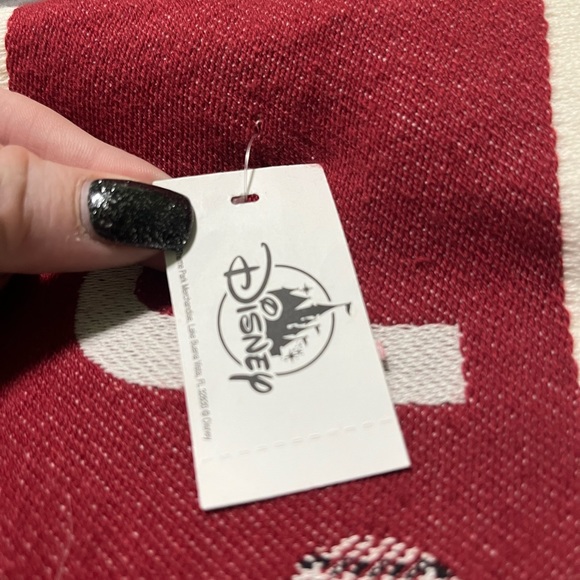 DISNEY HOME KITCHEN TOWEL - Picture 2 of 3